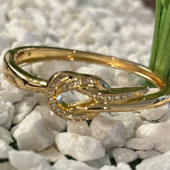 Gold -tone knot Bangle bracelet/ BEST OFFER EXCEPTED - Picture 1 of 8